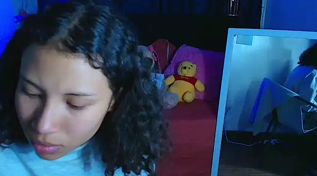 Snapshot of avans_15 chatting on 03.05.25 avans 15 online show from 03.05.25