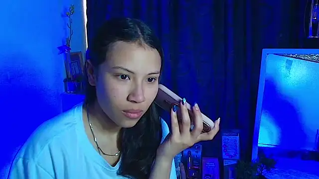 Snapshot of avans_15 chatting on 03.11.25 avans 15 online show from 03.11.25