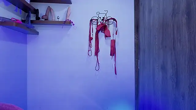 Snapshot of avans_15 chatting on 11.12.25 avans 15 online show from 11.12.25