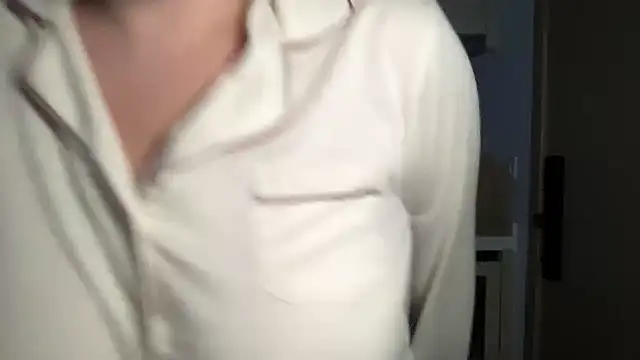 Snapshot of lilylush24 chatting on 02.17.25 lilylush24 online show from 02.17.25