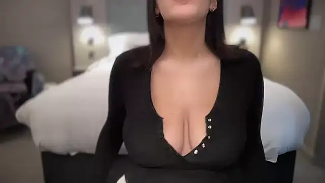 Snapshot of lilylush24 chatting on 02.08.26 lilylush24 online show from 02.08.26