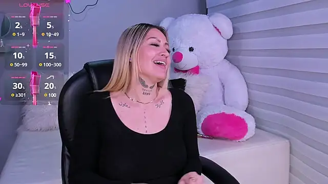 Alexasmith06 online show from 03.11.25