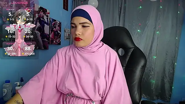 Snapshot of Falak-Yasin chatting on 01.28.25 Falak-Yasin online show from 01.28.25