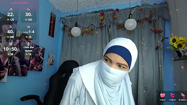 Snapshot of Falak-Yasin chatting on 02.04.25 Falak-Yasin online show from 02.04.25