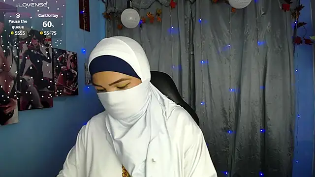 Snapshot of Falak-Yasin chatting on 02.15.25 Falak-Yasin online show from 02.15.25