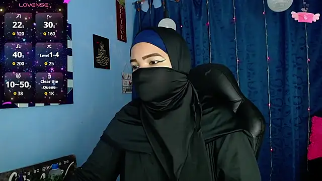 Snapshot of Falak-Yasin chatting on 10.07.25 Falak-Yasin online show from 10.07.25