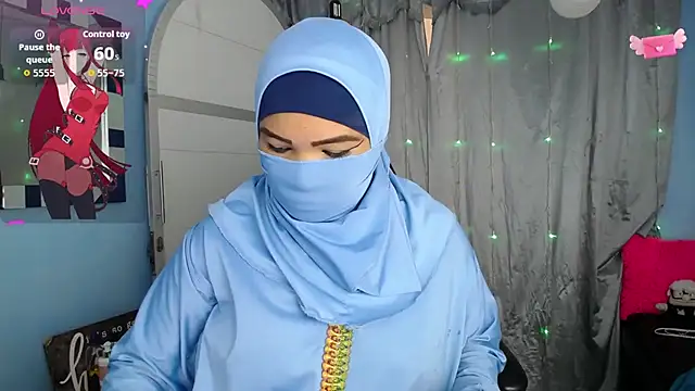 Snapshot of Falak-Yasin chatting on 10.12.25 Falak-Yasin online show from 10.12.25