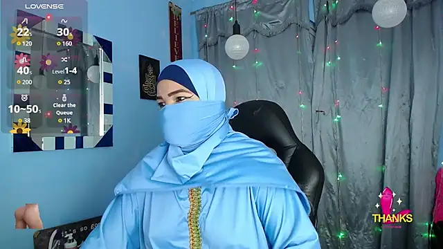 Snapshot of Falak-Yasin chatting on 10.20.25 Falak-Yasin online show from 10.20.25