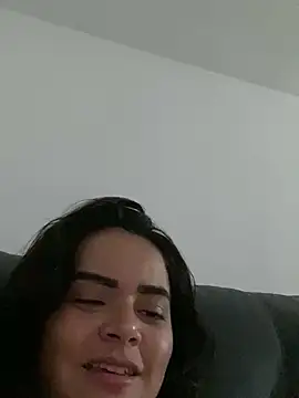 Snapshot of rebeccaareys chatting on 01.17.25 rebeccaareys online show from 01.17.25