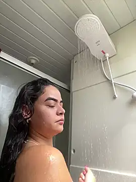 Snapshot of rebeccaareys chatting on 02.15.25 rebeccaareys online show from 02.15.25