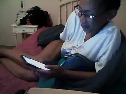 Snapshot of bustybillies chatting on 03.15.25 bustybillies online show from 03.15.25