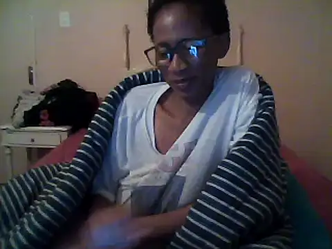 Snapshot of bustybillies chatting on 03.17.25 bustybillies online show from 03.17.25