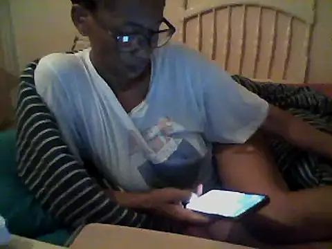 Snapshot of bustybillies chatting on 03.17.25 bustybillies online show from 03.17.25