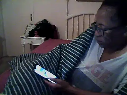 Snapshot of bustybillies chatting on 03.22.25 bustybillies online show from 03.22.25