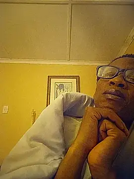 Snapshot of bustybillies chatting on 09.11.25 bustybillies online show from 09.11.25