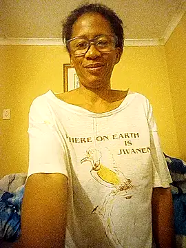 Snapshot of bustybillies chatting on 10.03.25 bustybillies online show from 10.03.25