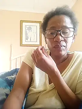 Snapshot of bustybillies chatting on 10.15.25 bustybillies online show from 10.15.25