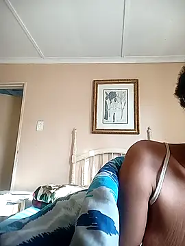 Snapshot of bustybillies chatting on 10.25.25 bustybillies online show from 10.25.25