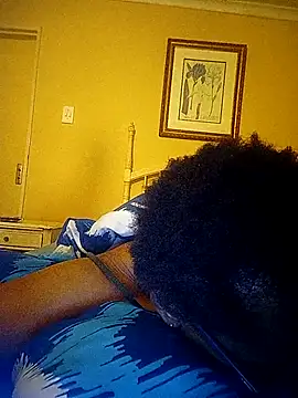 Snapshot of bustybillies chatting on 10.30.25 bustybillies online show from 10.30.25