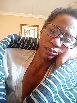 Snapshot of bustybillies chatting on 11.09.25 bustybillies online show from 11.09.25