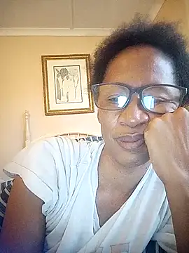 Snapshot of bustybillies chatting on 11.11.25 bustybillies online show from 11.11.25