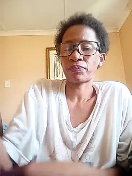 Snapshot of bustybillies chatting on 11.13.25 bustybillies online show from 11.13.25