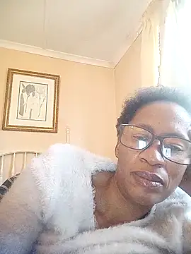 Snapshot of bustybillies chatting on 11.26.25 bustybillies online show from 11.26.25