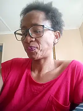 Snapshot of bustybillies chatting on 11.30.25 bustybillies online show from 11.30.25