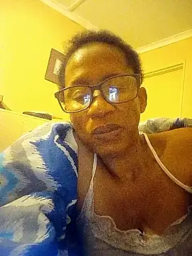 Snapshot of bustybillies chatting on 01.08.26 bustybillies online show from 01.08.26