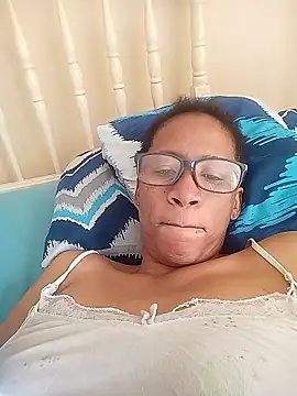 Snapshot of bustybillies chatting on 01.11.26 bustybillies online show from 01.11.26