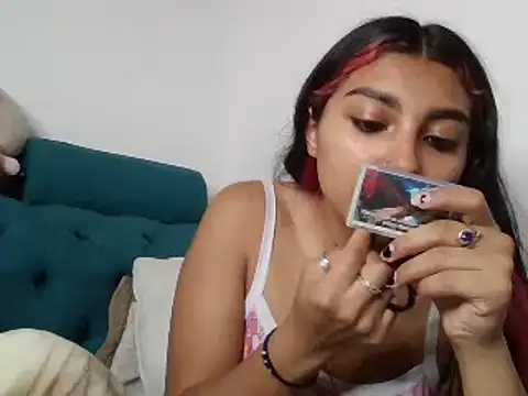 Snapshot of annibaby_88 chatting on 12.20.24 annibaby 88 online show from 12.20.24