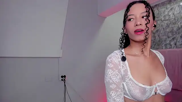 Snapshot of aliccecooper chatting on 07.24.26 aliccecooper online show from 07.24.26