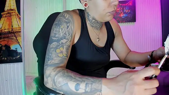 ZhoeStrong online show from 05.17.26
