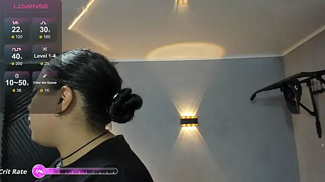 Snapshot of Laia_and_Aloby chatting on 05.29.26 Laia and Aloby online show from 05.29.26