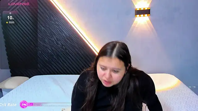 Snapshot of Laia_and_Aloby chatting on 05.30.26 Laia and Aloby online show from 05.30.26