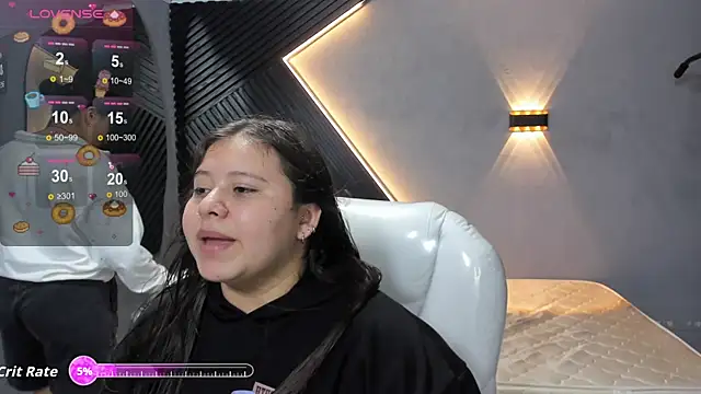 Snapshot of Laia_and_Aloby chatting on 06.29.26 Laia and Aloby online show from 06.29.26