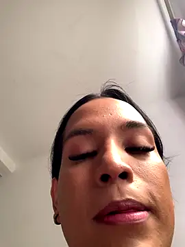 Snapshot of Emiily_Miller chatting on 12.07.24 Emiily Miller online show from 12.07.24