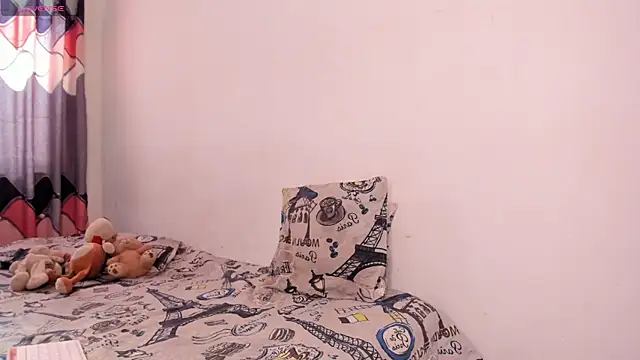 Snapshot of Emiily_Miller chatting on 02.05.25 Emiily Miller online show from 02.05.25