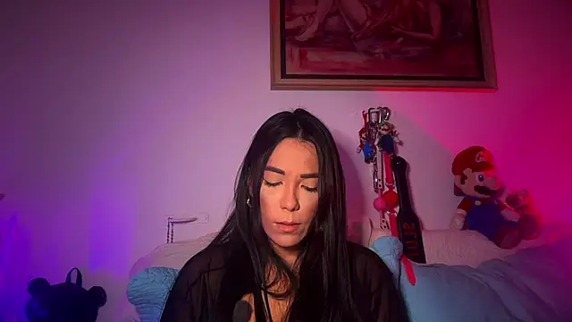 Snapshot of mistresslaviniabr chatting on 12.16.25 mistresslaviniabr online show from 12.16.25