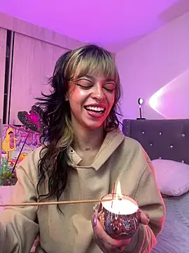 Kitty arts online show from 03.16.25