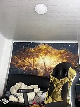 Nikol Rang   online show from 03.10.25