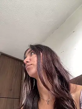 Nikol Rang   online show from 11.24.25