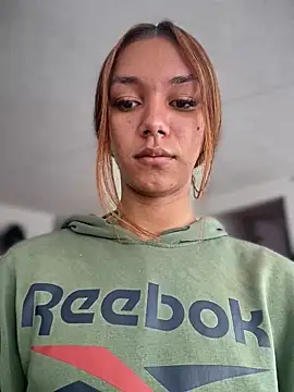 Snapshot of Nikol_Rang__ chatting on 02.08.26 Nikol Rang online show from 02.08.26