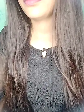 Sreya213 online show from 10.17.25