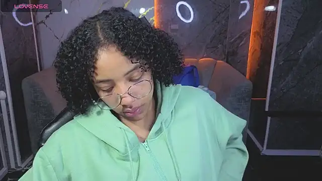 Violeth b online show from 11.23.25