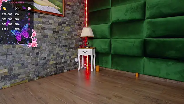 Snapshot of SelenSummer chatting on 02.11.26 SelenSummer online show from 02.11.26