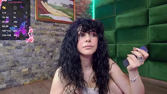 Snapshot of SelenSummer chatting on 03.15.26 SelenSummer online show from 03.15.26