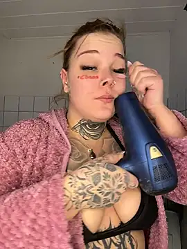 Snapshot of elina_may chatting on 02.02.26 elina may online show from 02.02.26