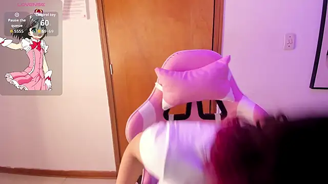 Snapshot of Haru_Bonny chatting on 11.25.25 Haru Bonny online show from 11.25.25