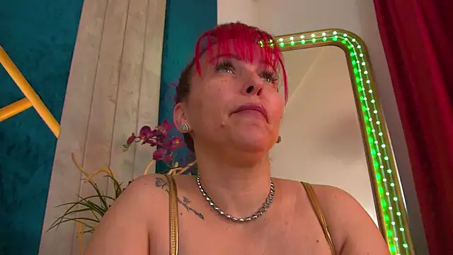 Foxxxy MILF online show from 05.01.26